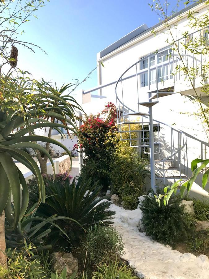 Perfect 10 - 10 To 13 Sleeper Luxury Holiday Home Breakage Deposit Of R2500 Per Weekend Lease Langebaan Zewnętrze zdjęcie