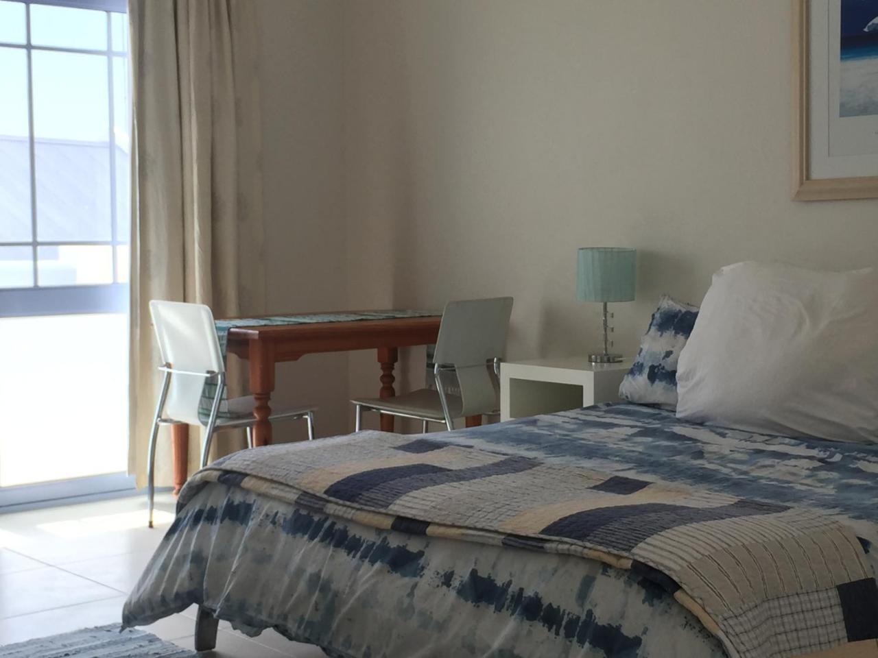 Perfect 10 - 10 To 13 Sleeper Luxury Holiday Home Breakage Deposit Of R2500 Per Weekend Lease Langebaan Zewnętrze zdjęcie